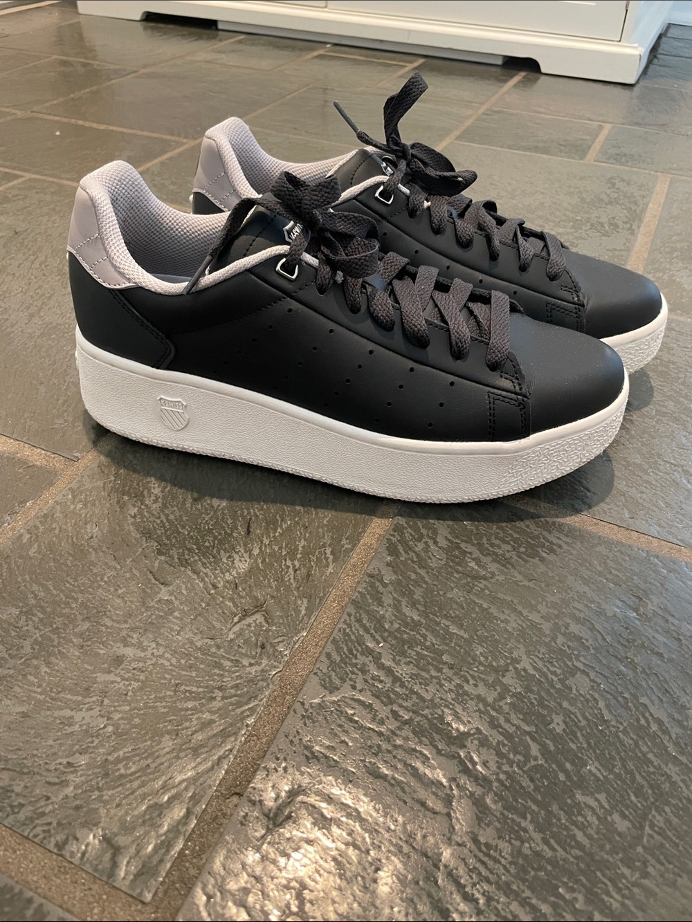 K-Swiss Ortholite Women’s Black Platform Sneakers with White Sole - Size 9.5